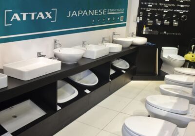 ATTAX Tuyển nhà phân phối thiết bị vệ sinh hỗ trợ kệ trưng bày miễn phí