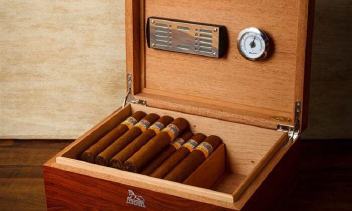 Hộp bảo quản xì gà Lubinski ra925 có những ưu điểm gì?